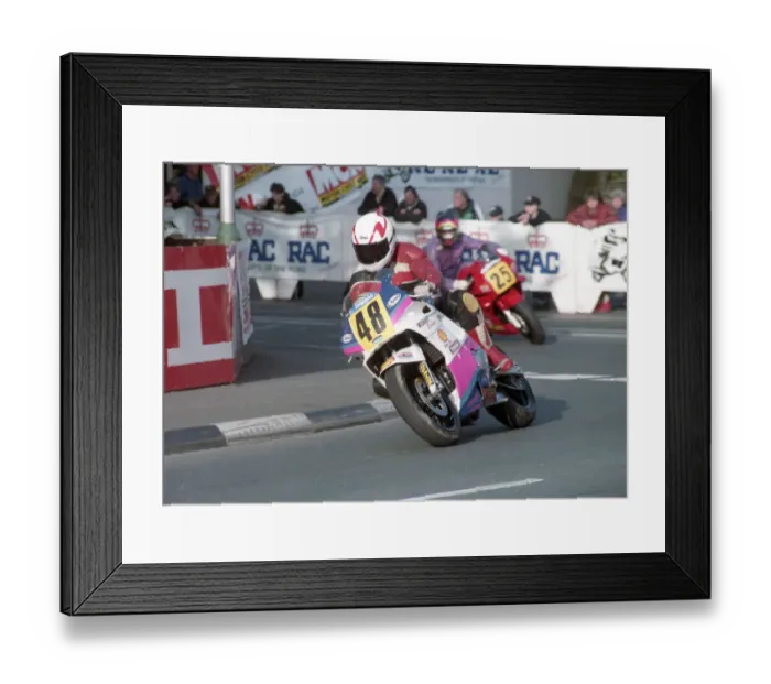 Framed Print : Brian Gardiner (Honda) 1993 Supersport 600 TT