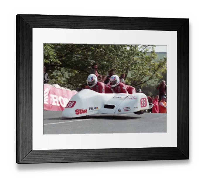 Framed Print : Mick Smith & Sue Taylor (Yamaha) 1993 Sidecar TT Framed Print : Mick Smith & Sue Taylor (Yamaha) 1993 Sidecar TT