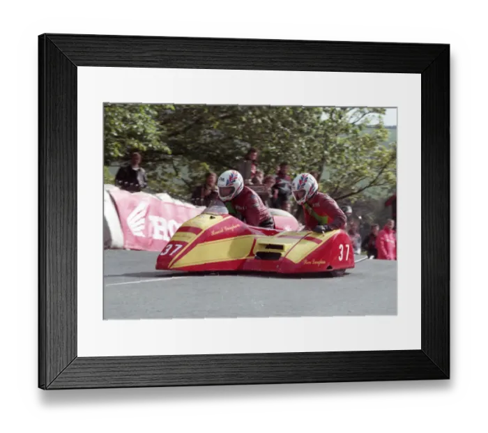 Framed Print : Howard Langham & Steve Langham (Jacob Yamaha) 1993 Sidecar TT Framed Print : Howard Langham & Steve Langham (Jacob Yamaha) 1993 Sidecar TT