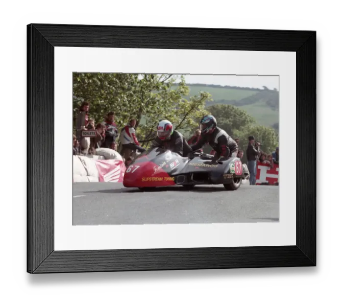 Framed Print : Martin Vollebregt & Roland Martiny (Windle Yamaha) 1993 Sidecar TT Framed Print : Martin Vollebregt & Roland Martiny (Windle Yamaha) 1993 Sidecar TT