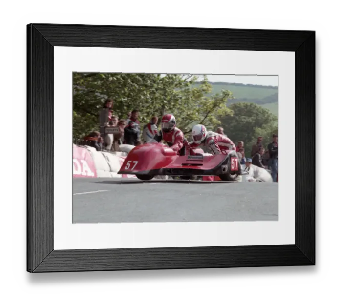 Framed Print : Alan May & Thomas Pettman (Ireson Kawasaki) 1993 Sidecar TT Framed Print : Alan May & Thomas Pettman (Ireson Kawasaki) 1993 Sidecar TT