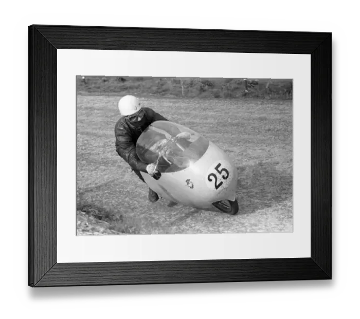 Framed Print : Carlo Ubbiali (MV) 1957 Ultra Lightweight TT Framed Print : Carlo Ubbiali (MV) 1957 Ultra Lightweight TT