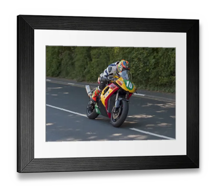 Framed Print : Dan Cooper (Kawasaki) 2015 Lightweight TT Framed Print : Dan Cooper (Kawasaki) 2015 Lightweight TT