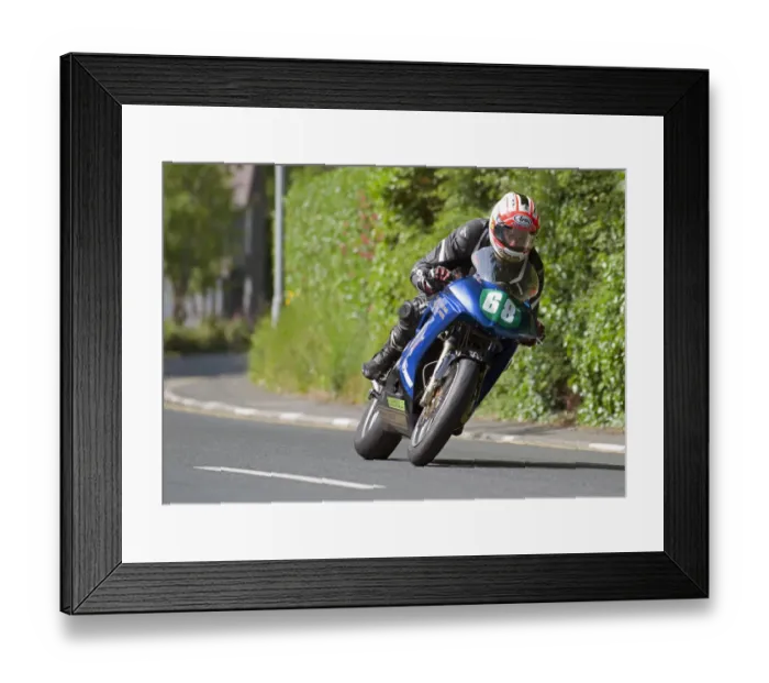 Framed Print : Anthony Redmond (Kawasaki) 2015 Lightweight TT Framed Print : Anthony Redmond (Kawasaki) 2015 Lightweight TT