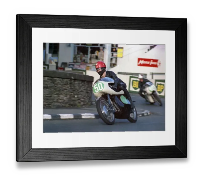 Framed Print : Ian Richards (Greeves) 1967 Lightweight Manx Grand Prix Framed Print : Ian Richards (Greeves) 1967 Lightweight Manx Grand Prix