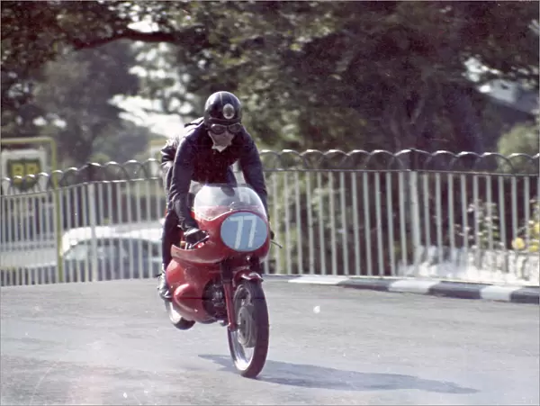 Alan Benfield (Aermacchi) 1967 Junior Manx Grand Prix
