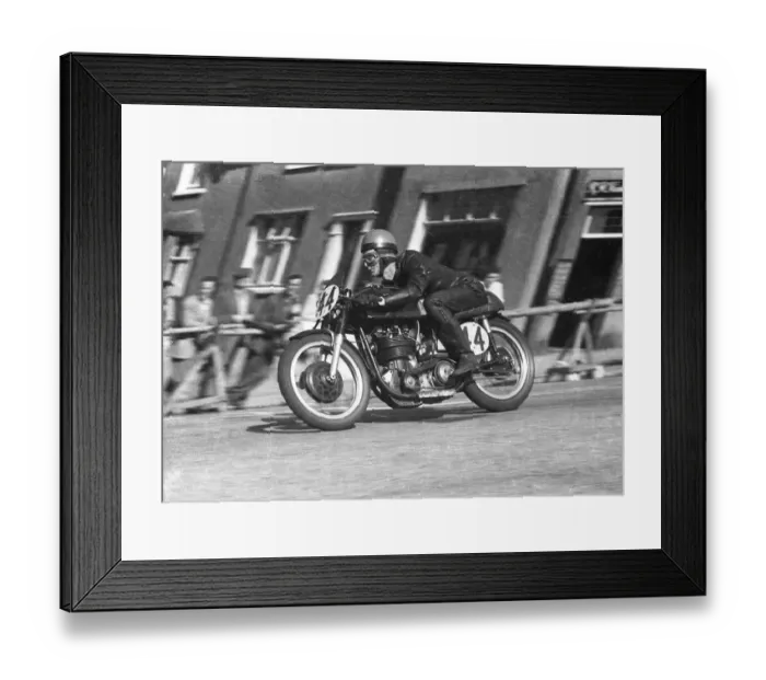 Framed Print : Michael Hancock (Norton) 1958 Junior Manx Grand Prix Framed Print : Michael Hancock (Norton) 1958 Junior Manx Grand Prix