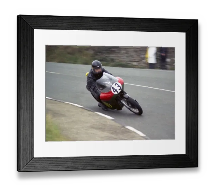 Framed Print : Roger Haddock (Cowles Matchless) 1974 Senior Manx Grand Prix Framed Print : Roger Haddock (Cowles Matchless) 1974 Senior Manx Grand Prix