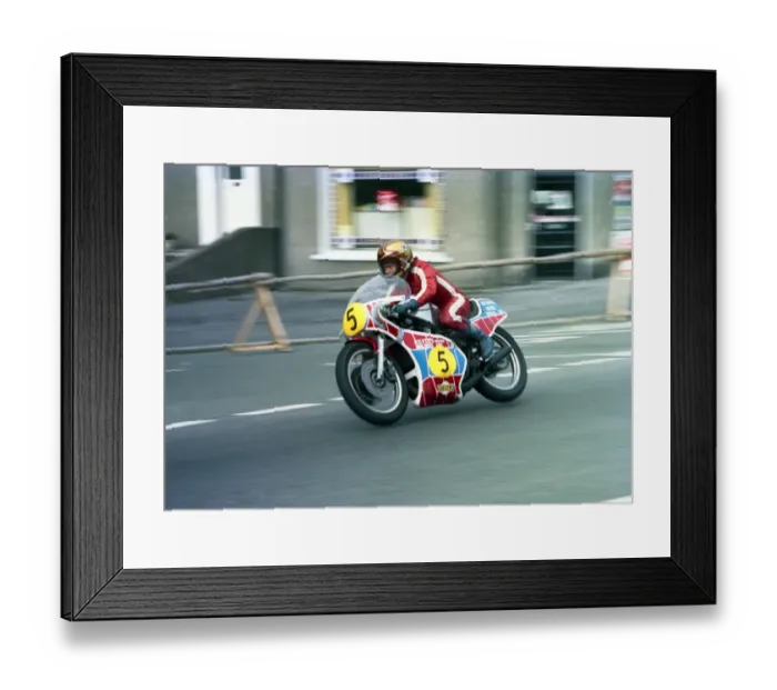 Framed Print : Chris Harris (Yamaha) 1984 Senior Manx Grand Prix Framed Print : Chris Harris (Yamaha) 1984 Senior Manx Grand Prix