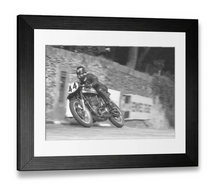 Framed Print : John Adam (Norton) 1960 Senior Manx Grand Prix Framed Print : John Adam (Norton) 1960 Senior Manx Grand Prix