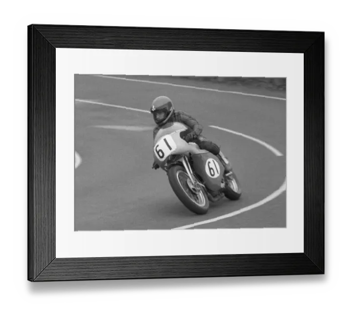 Framed Print : Ian Alexander (Vincent) 1985 Senior Manx Grand Prix Framed Print : Ian Alexander (Vincent) 1985 Senior Manx Grand Prix