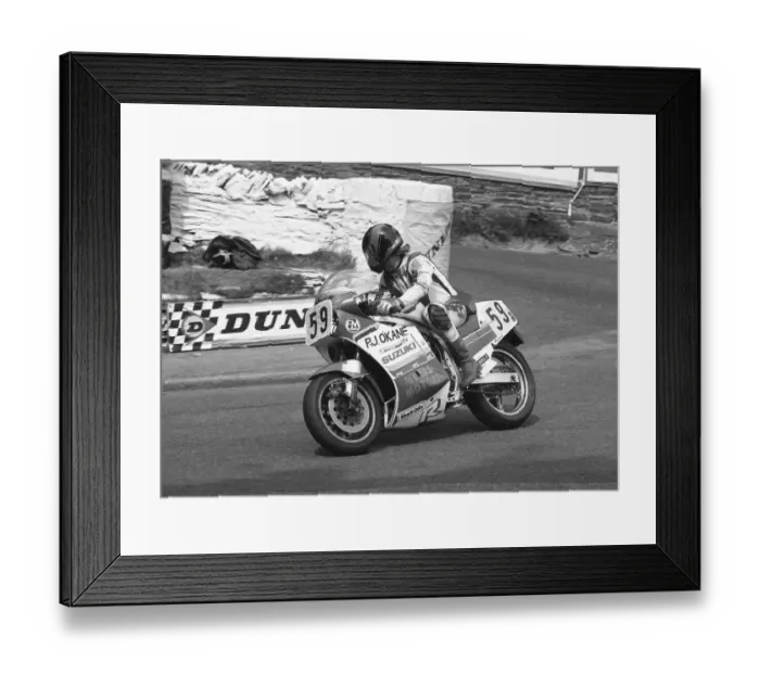 Framed Print : Roger Marchant (Suzuki) 1986 Formula One TT Framed Print : Roger Marchant (Suzuki) 1986 Formula One TT