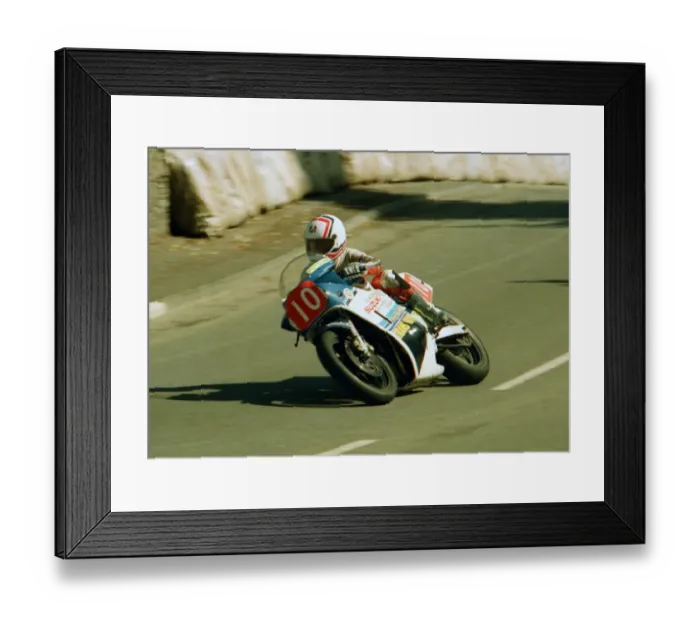 Framed Print : Steve Allen (Suzuki) 1987 Newcomers Manx Grand Prix Framed Print : Steve Allen (Suzuki) 1987 Newcomers Manx Grand Prix