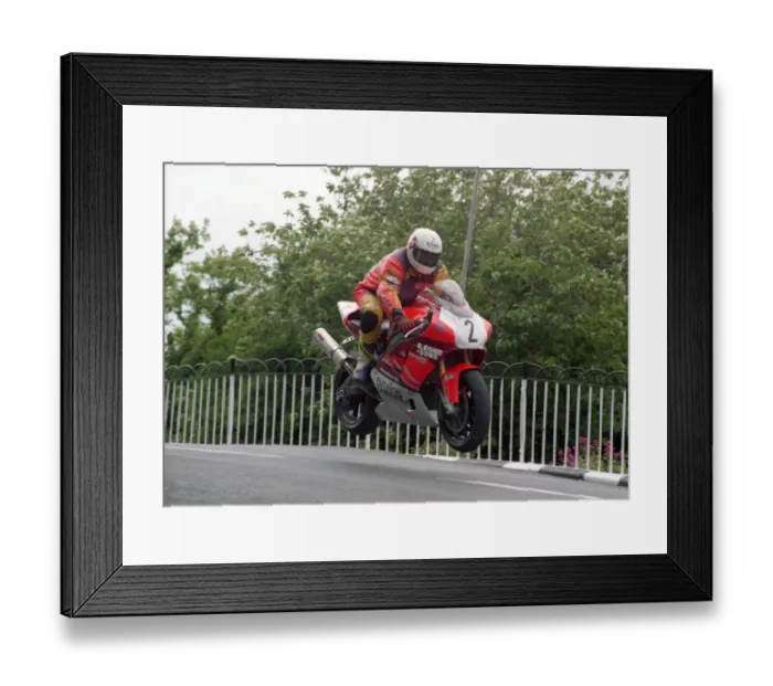 Framed Print : Nigel Davies (Flitwick Yamaha) 2000 Formula One TT Framed Print : Nigel Davies (Flitwick Yamaha) 2000 Formula One TT