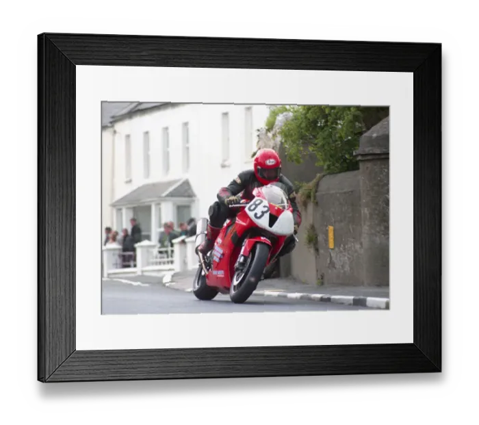 Framed Print : Herb Robinson (Honda) 2000 Formula One TT Framed Print : Herb Robinson (Honda) 2000 Formula One TT