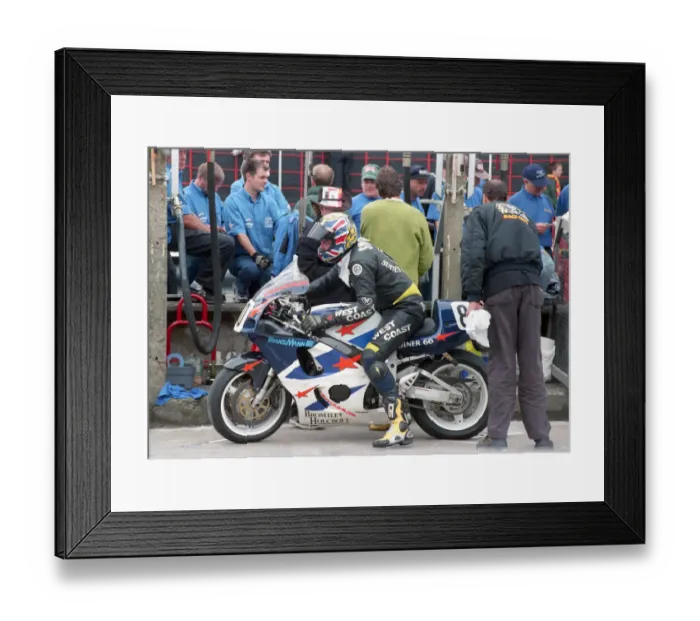 Framed Print : Trevor Stokes (Suzuki) 2000 Formula One TT Framed Print : Trevor Stokes (Suzuki) 2000 Formula One TT