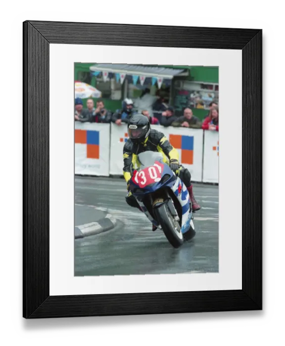 Framed Print : Colin Breeze (Suzuki) 2000 Production TT