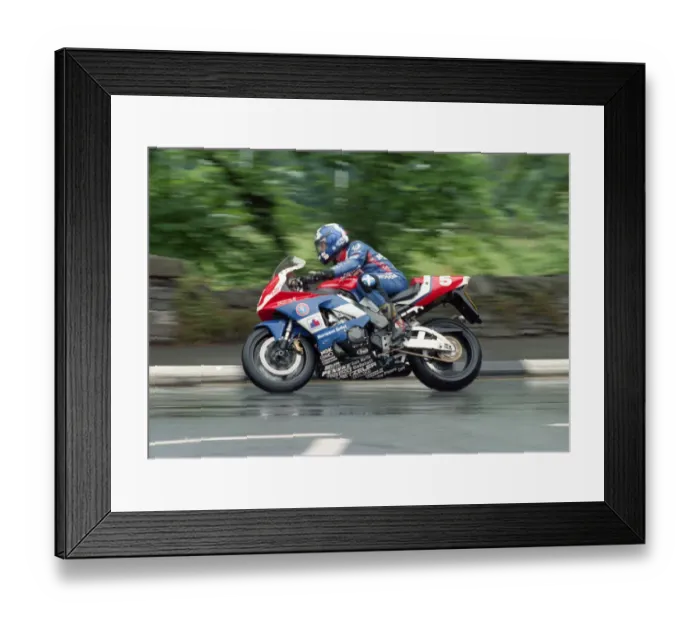 Framed Print : Iain Duffus (Honda) 2000 Production TT Framed Print : Iain Duffus (Honda) 2000 Production TT