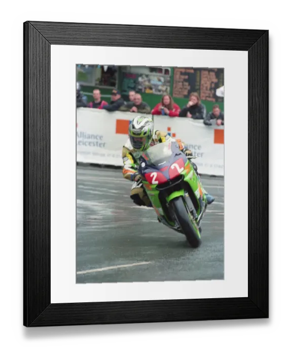 Framed Print : Jim Hodson (Kawasaki) 2000 Production TT Framed Print : Jim Hodson (Kawasaki) 2000 Production TT