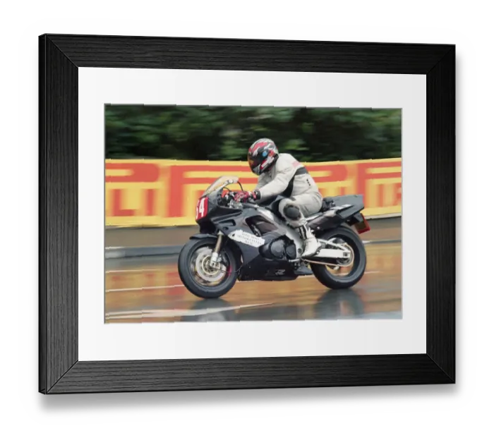 Framed Print : Tony Moss (Kawasaki) 2000 Production TT Framed Print : Tony Moss (Kawasaki) 2000 Production TT
