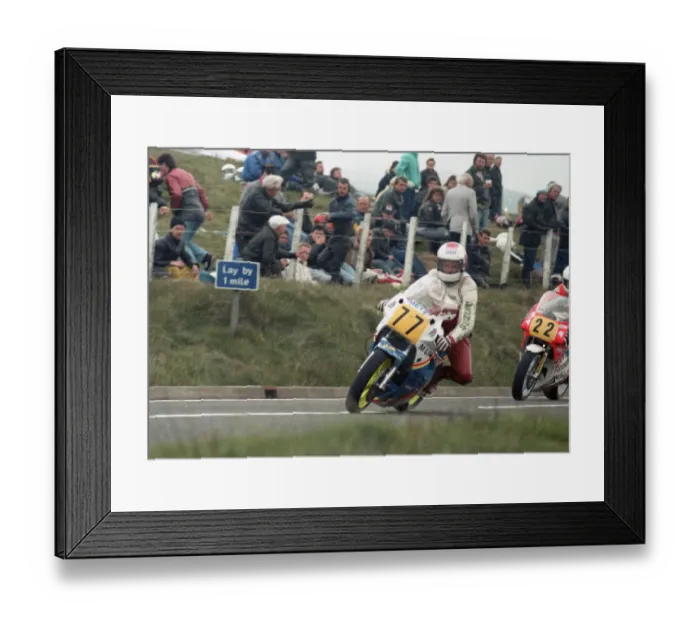 Framed Print : Paul Davies (Yamaha) 1989 Senior TT Framed Print : Paul Davies (Yamaha) 1989 Senior TT