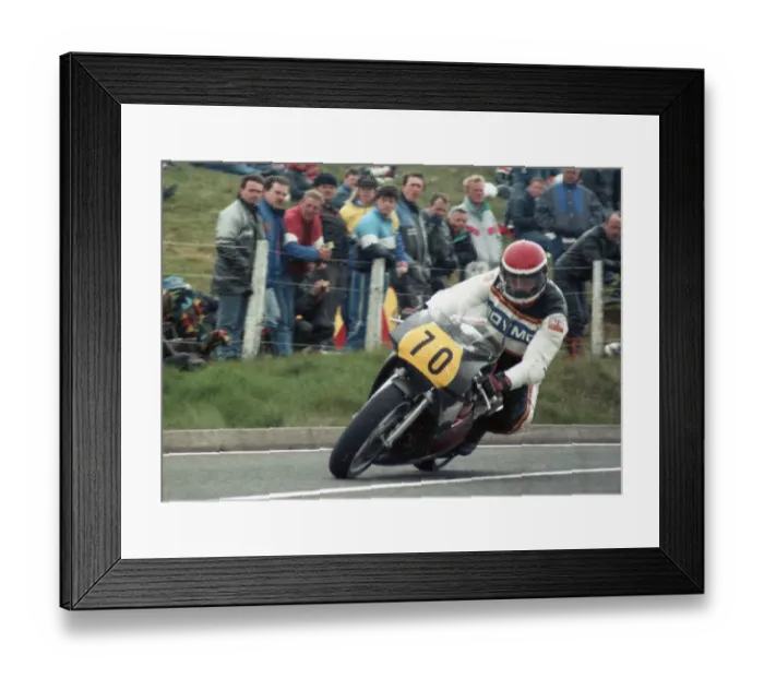Framed Print : Derrick Bates (Honda) 1989 Senior TT Framed Print : Derrick Bates (Honda) 1989 Senior TT
