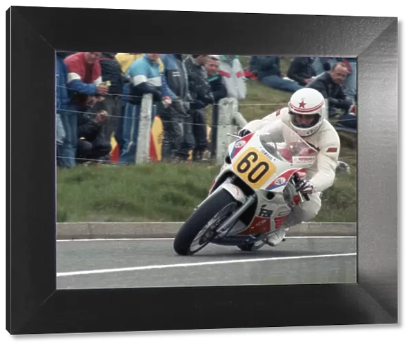Neil Tuxworth (Yamaha) 1989 Senior TT