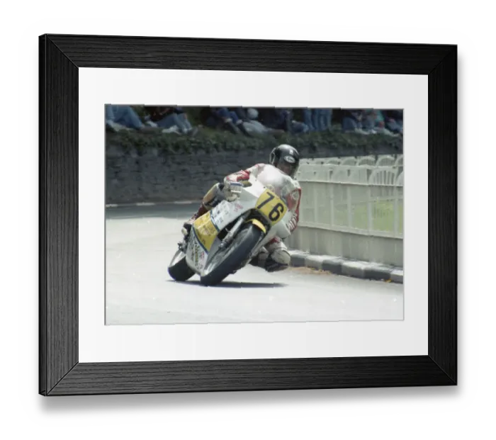 Framed Print : Dave Madsen-Mygdal (Suzuki) 1989 Senior TT Framed Print : Dave Madsen-Mygdal (Suzuki) 1989 Senior TT