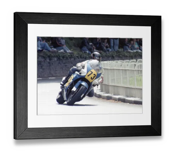 Framed Print : Seamus Moore (Yamaha) 1989 Senior TT Framed Print : Seamus Moore (Yamaha) 1989 Senior TT