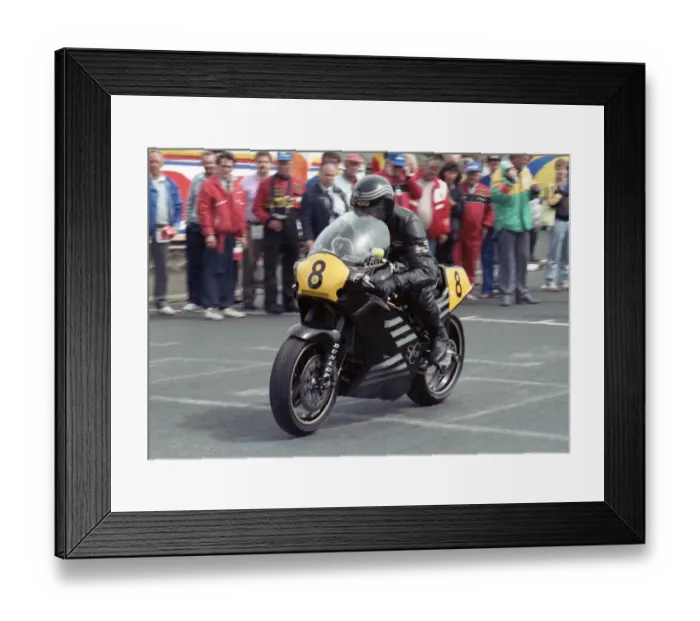 Framed Print : Steve Cull (Norton) 1989 Senior TT