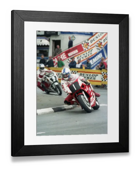 Framed Print : Nick Jefferies (Yamaha) 1989 Production 1300 TT Framed Print : Nick Jefferies (Yamaha) 1989 Production 1300 TT