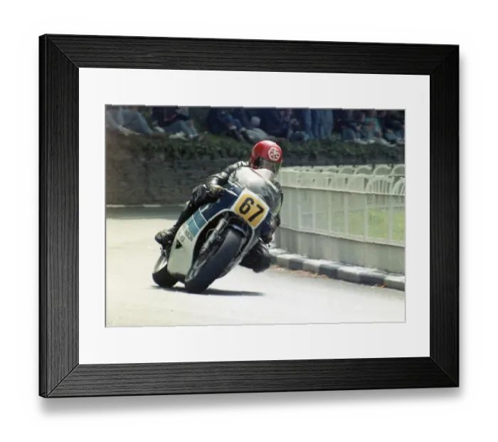 Framed Print : Richard Swallow (Suzuki) 1989 Senior TT Framed Print : Richard Swallow (Suzuki) 1989 Senior TT