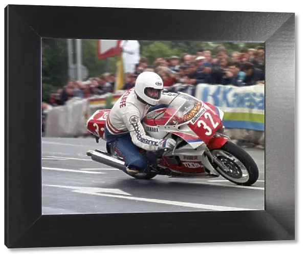 Gary Radcliffe (Yamaha) 1989 Production 750 TT