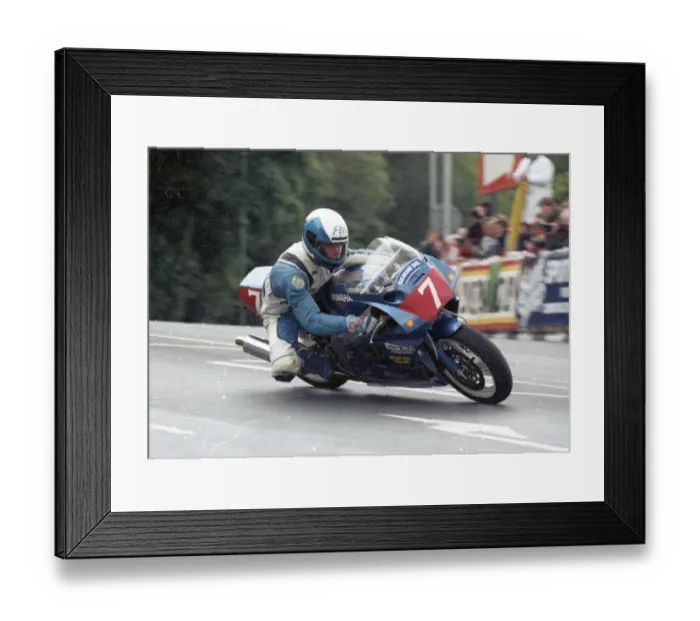 Framed Print : Dave Leach (Yamaha) 1989 Production 750 TT Framed Print : Dave Leach (Yamaha) 1989 Production 750 TT