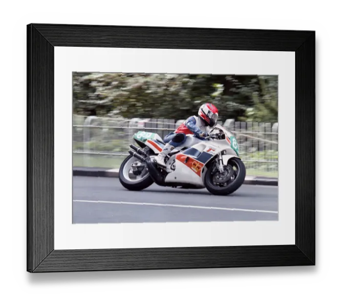 Framed Print : Brian Mateer (Suzuki) 1992 Newcomers Manx Grand Prix Framed Print : Brian Mateer (Suzuki) 1992 Newcomers Manx Grand Prix