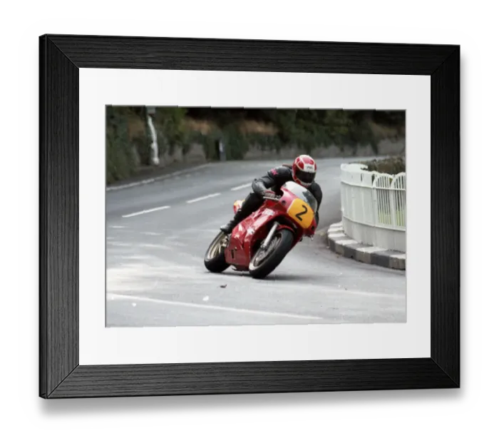 Framed Print : Ian Smith (Honda) 1992 Newcomers Manx Grand Prix Framed Print : Ian Smith (Honda) 1992 Newcomers Manx Grand Prix