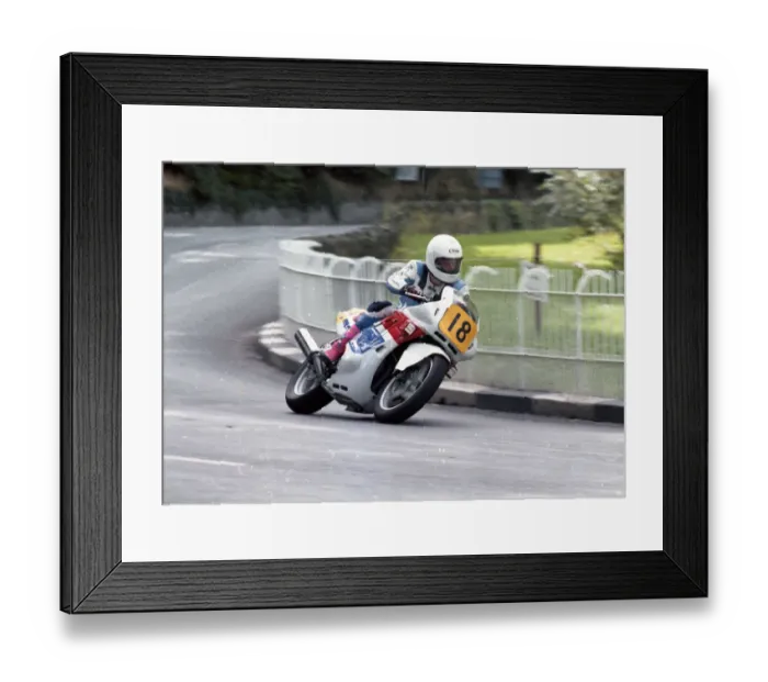 Framed Print : Andrew Powell (Honda) 1992 Newcomers Manx Grand Prix Framed Print : Andrew Powell (Honda) 1992 Newcomers Manx Grand Prix