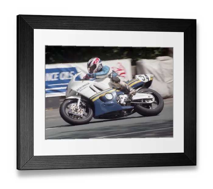 Framed Print : Decca Kelly (Honda) 1995 Senior TT Framed Print : Decca Kelly (Honda) 1995 Senior TT
