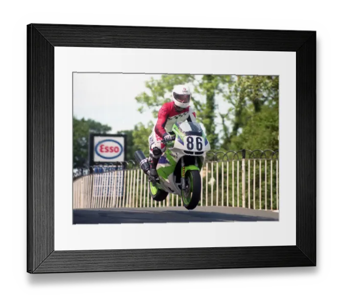 Framed Print : Jean-Paul Juanola (Kawasaki) 1995 Senior TT Framed Print : Jean-Paul Juanola (Kawasaki) 1995 Senior TT