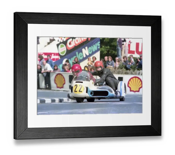 Framed Print : Ken Graham & Dennis Tower (Barton Suzuki) 1976 1000 Sidecar TT Framed Print : Ken Graham & Dennis Tower (Barton Suzuki) 1976 1000 Sidecar TT