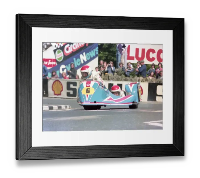 Framed Print : Gerry Boret & Nick Boret (Yamaha) 1000 Sidecar TT Framed Print : Gerry Boret & Nick Boret (Yamaha) 1000 Sidecar TT