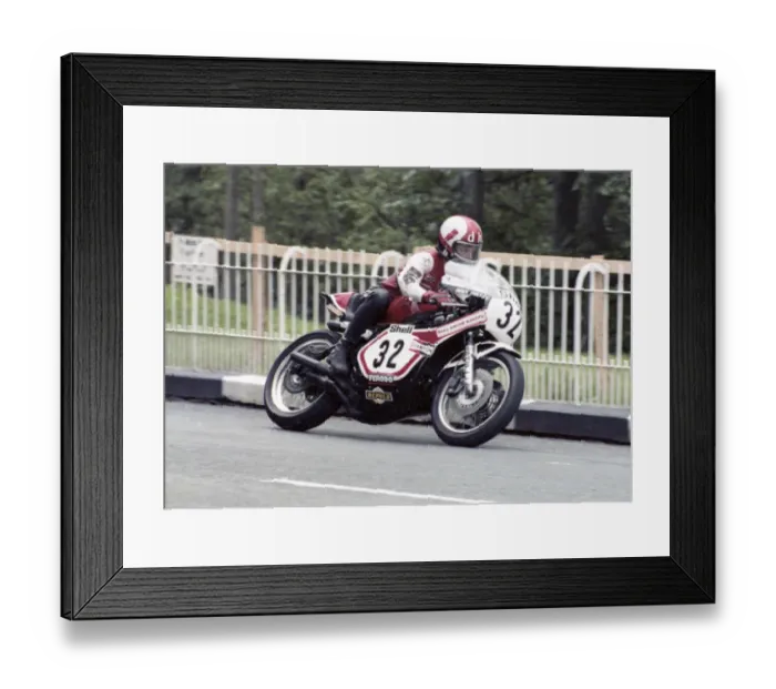 Framed Print : Derek Huxley (Spondon Yamaha) 1980 Classic TT
