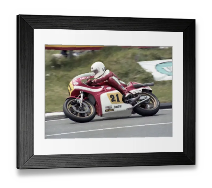 Framed Print : Stu Avant (Suzuki) 1980 Senior TT Framed Print : Stu Avant (Suzuki) 1980 Senior TT