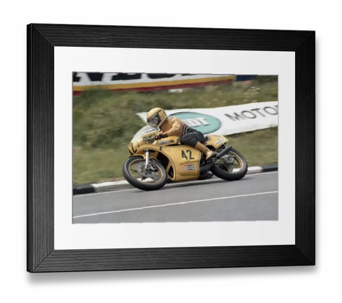 Framed Print : Neil Tuxworth (Maxton Yamaha) 1980 Senior TT Framed Print : Neil Tuxworth (Maxton Yamaha) 1980 Senior TT