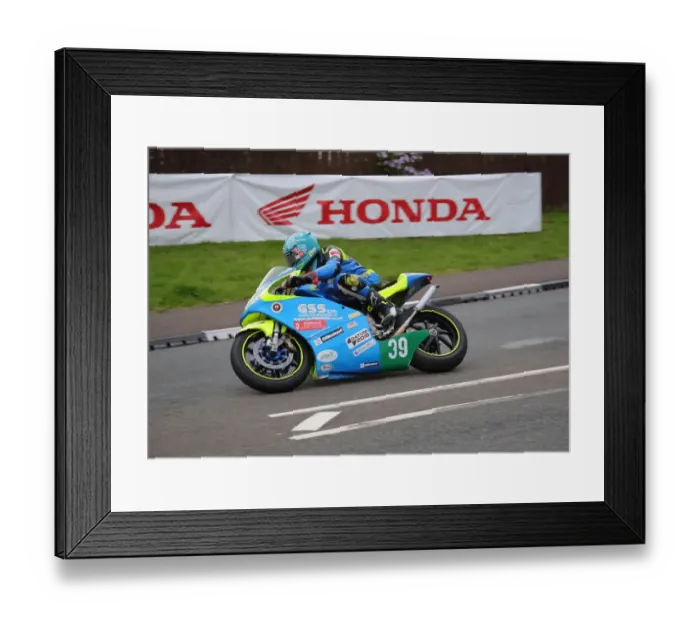 Framed Print : Sam Grief (Yamaha) 2019 Lightweight Classic TT Framed Print : Sam Grief (Yamaha) 2019 Lightweight Classic TT