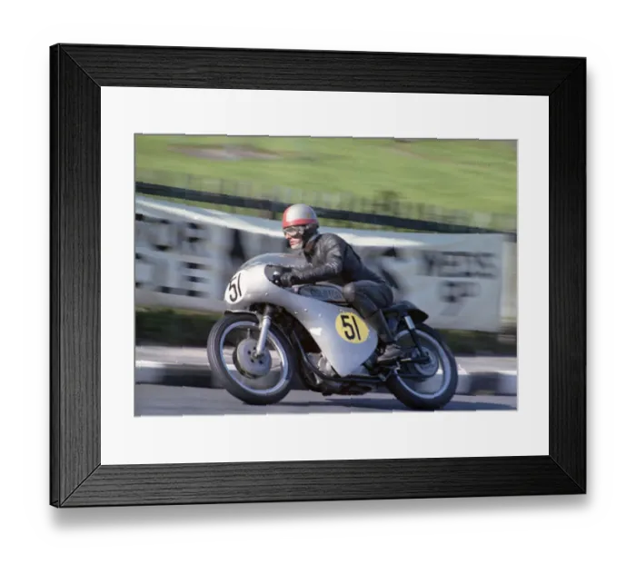Framed Print : Peter Lovatt (Goldton) 1967 Senior Manx Grand Prix Framed Print : Peter Lovatt (Goldton) 1967 Senior Manx Grand Prix