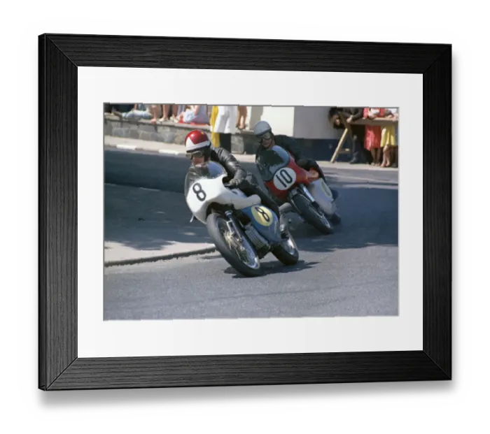 Framed Print : Petrcy Tait (Triumph) and Malcolm Uphill (Manning Norton) 1968 Senior TT Framed Print : Petrcy Tait (Triumph) and Malcolm Uphill (Manning Norton) 1968 Senior TT