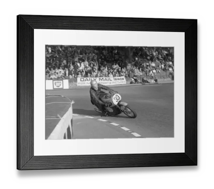 Framed Print : Neil Kelly (Velocette) 1967 Production 500 TT Framed Print : Neil Kelly (Velocette) 1967 Production 500 TT