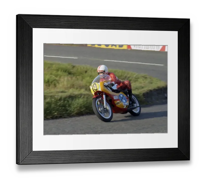Framed Print : Barry Randle (Padgett Yamaha) 1974 Senior TT Framed Print : Barry Randle (Padgett Yamaha) 1974 Senior TT