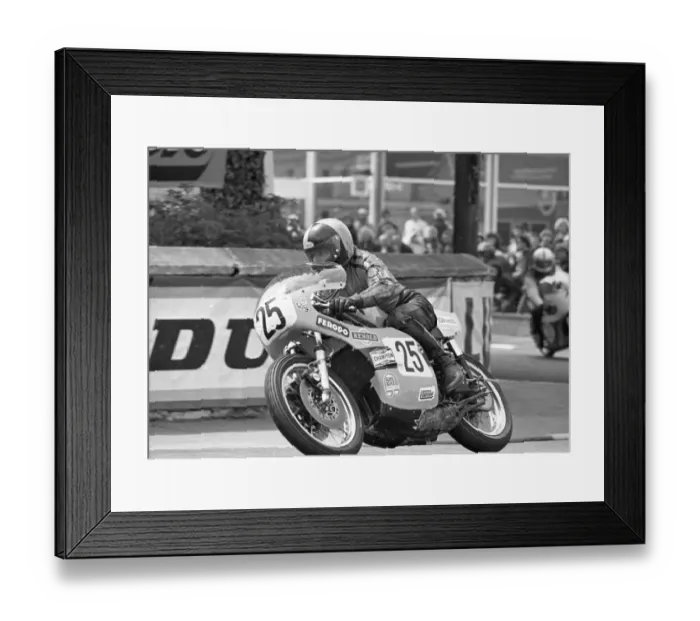 Framed Print : Phil Carpenter (Yamaha) 1974 F750 TT Framed Print : Phil Carpenter (Yamaha) 1974 F750 TT
